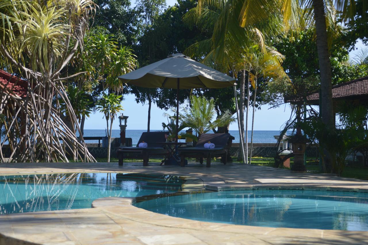 Bagus Beach Resort Lovina Buleleng  ภายนอก รูปภาพ