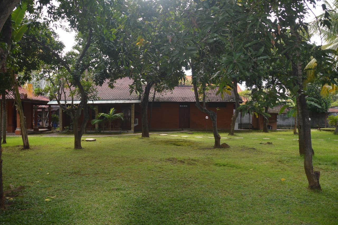 Bagus Beach Resort Lovina Buleleng  ภายนอก รูปภาพ
